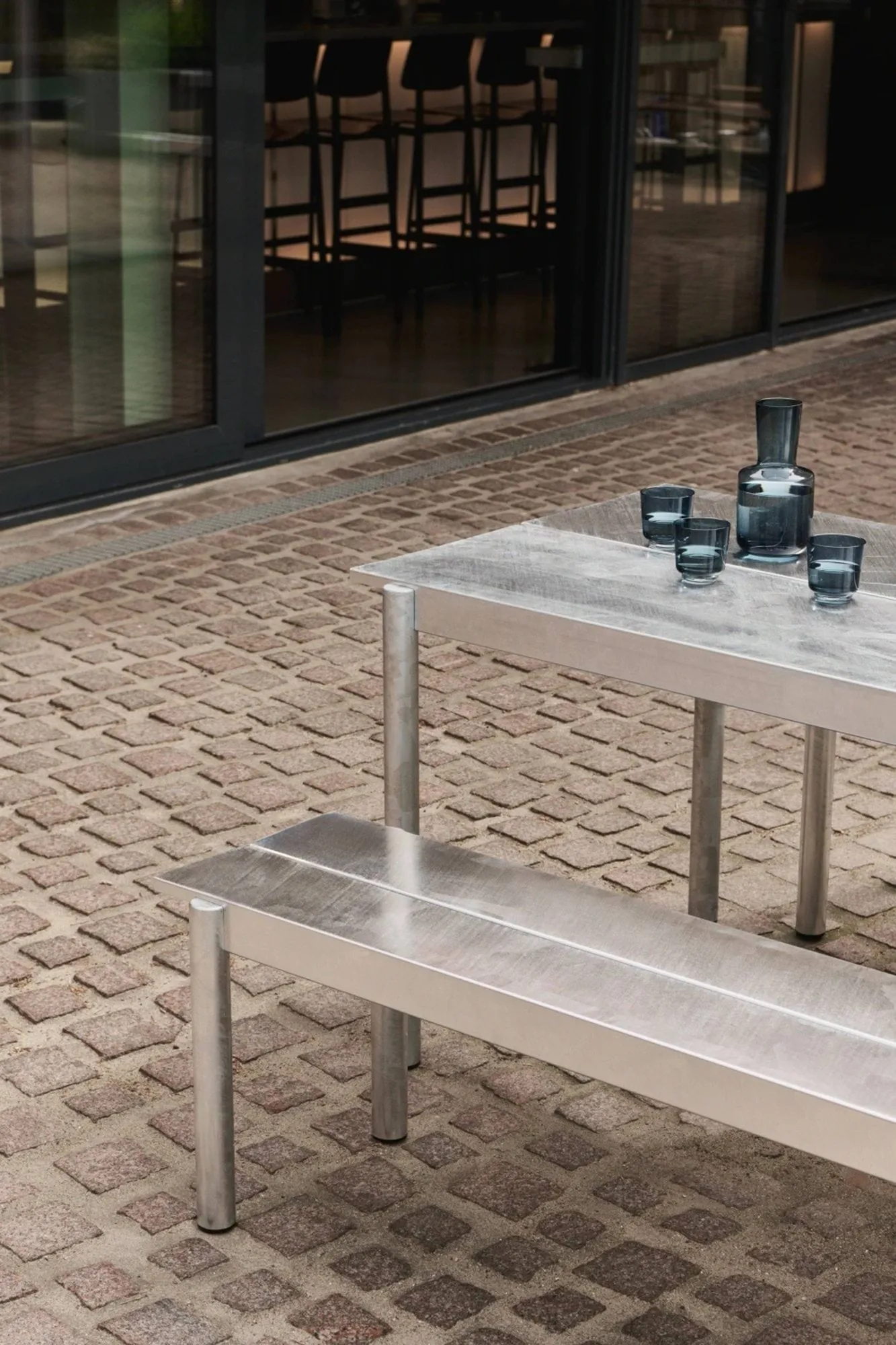 Linear steel table Stahltisch 75 x 200cm, Warm galvanized steel Muuto