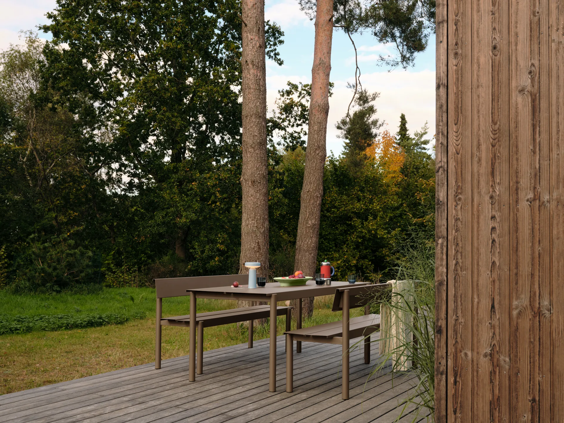 Linear Steel Tisch, Taupe, 220x90 cm Muuto