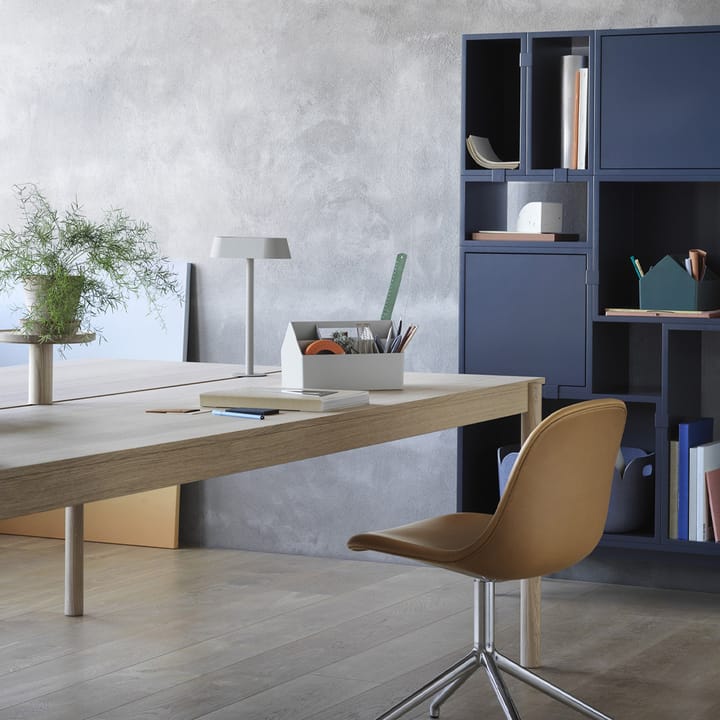 Linear System End Module Tisch, Oak veener-Oak 240 x 142cm Muuto
