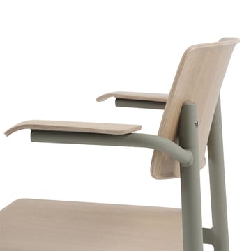 Loft Armlehnstuhl mit Armstütze - Stained dark brown-Black - Muuto