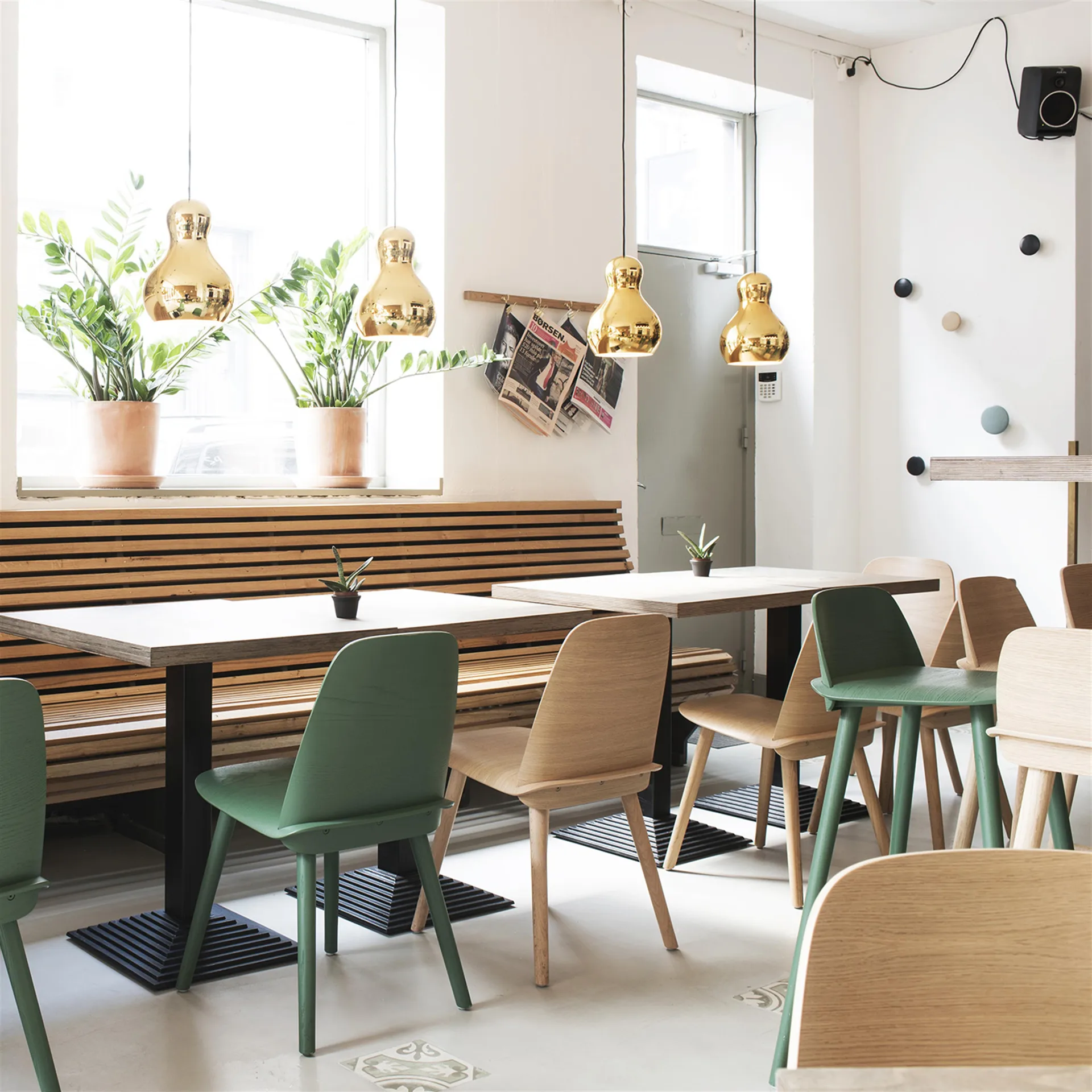 Nerd Esszimmerstuhl, Dunkelgrün Muuto