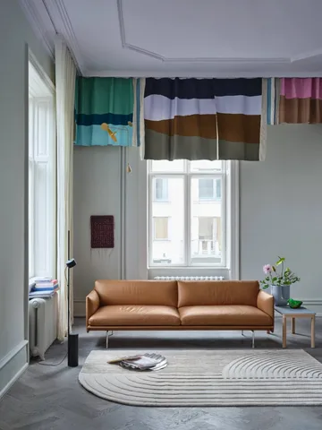 Outline Sofa 3-Sitzer Leder - Cognac-Schwarze Beine - Muuto