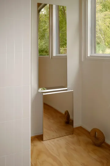 Pleat Wandspiegel - Polierter Stahl, 227x57 cm - Muuto