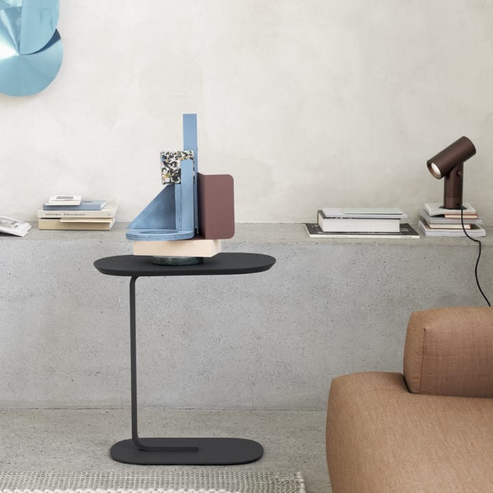 Relate Beistelltisch H: 73,5cm, Smoked oak-Black Muuto