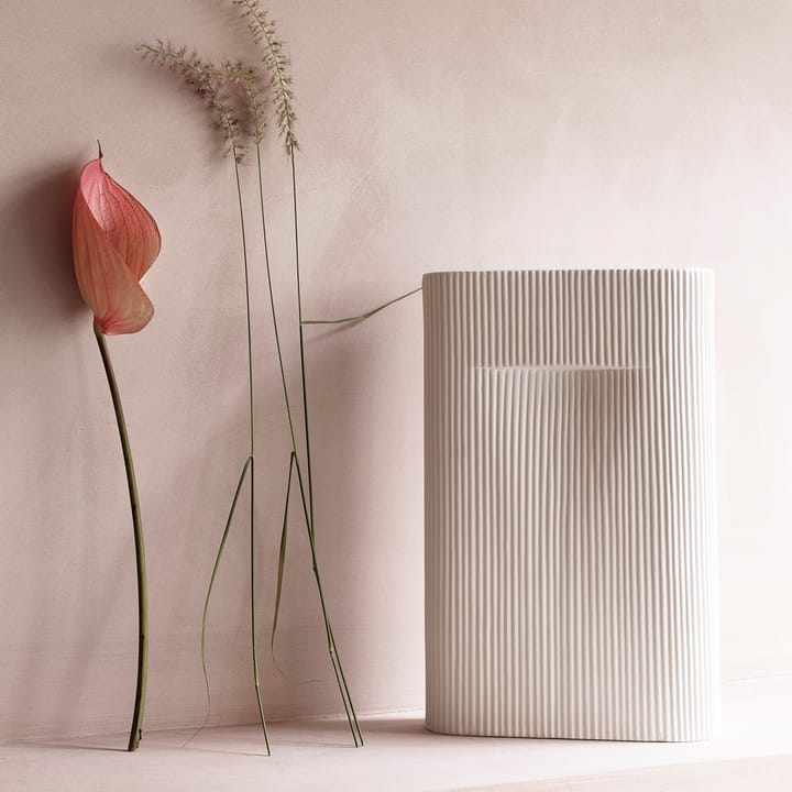 Ridge Vase 35cm - Off white - Muuto