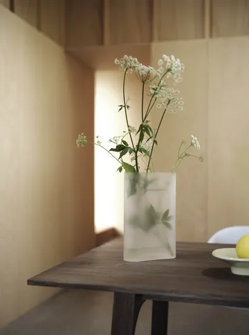 Ridge Vase Milchglas 48,5 cm - Hellorange - Muuto
