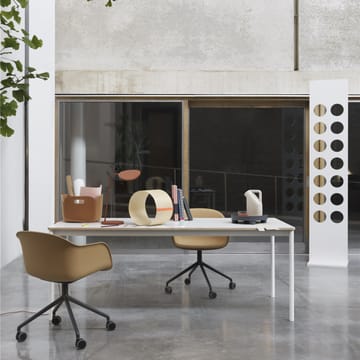 Tub Karaffe - Sand - Muuto