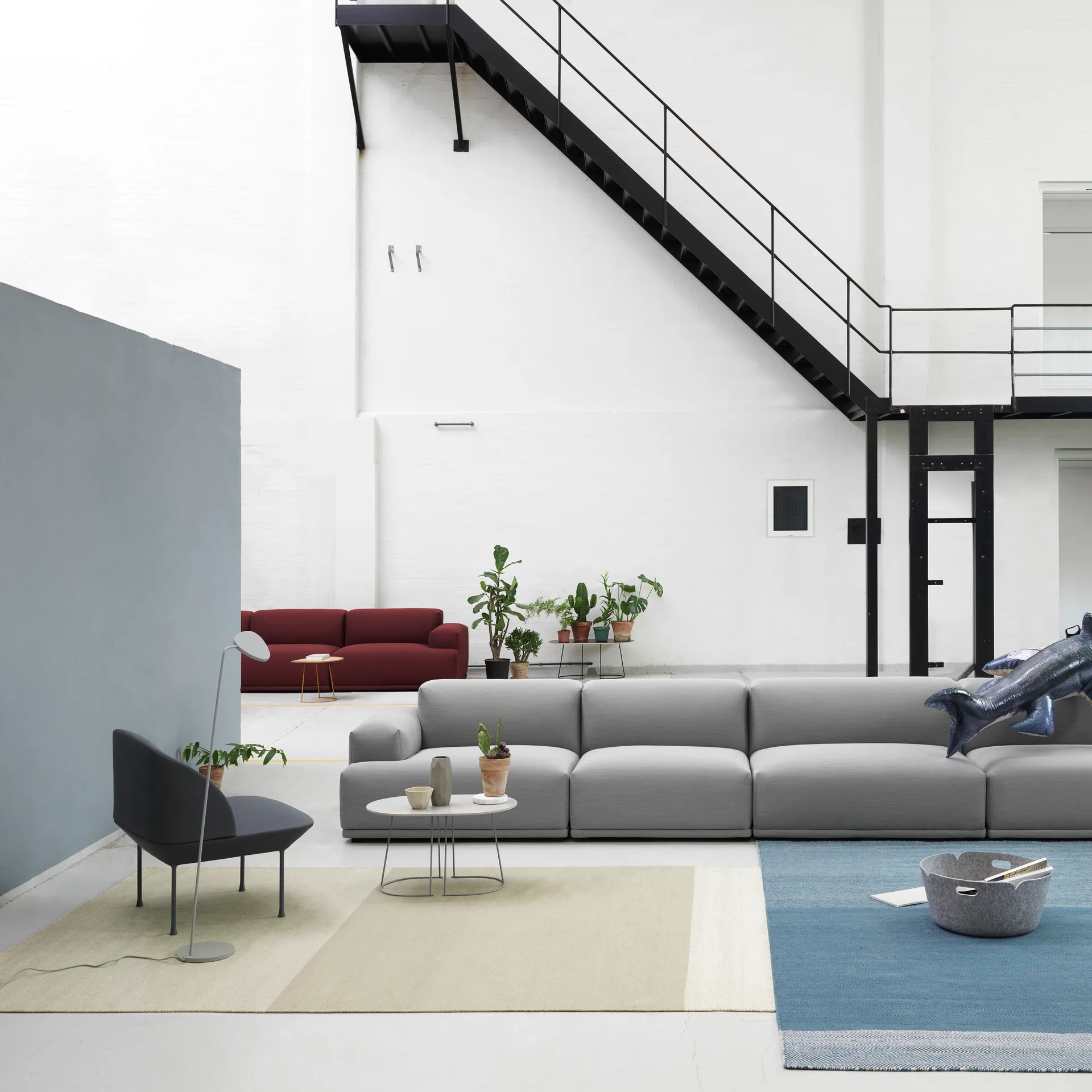 Varjo Teppich 200 x 300cm, Blau Muuto