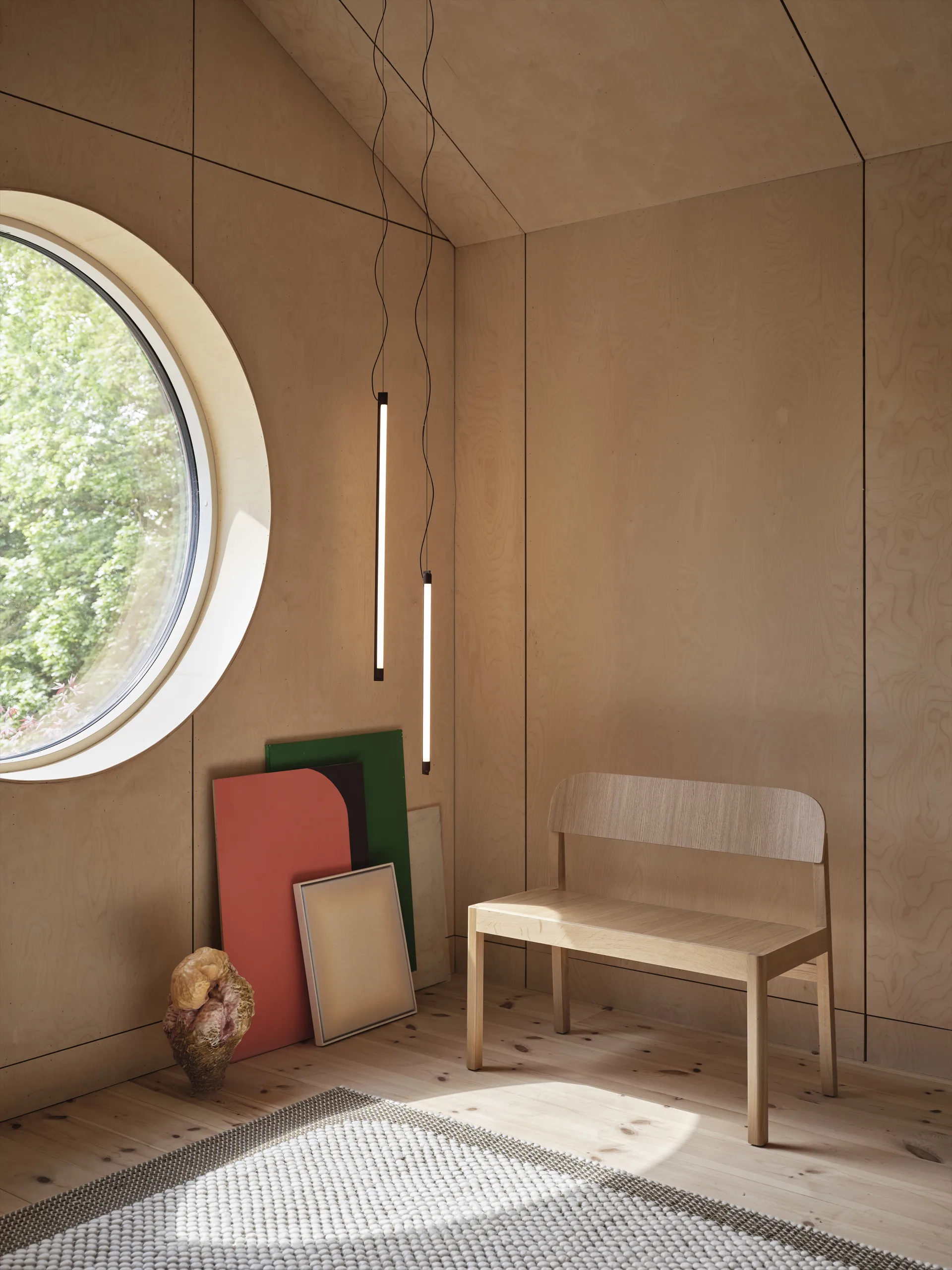 Workshop Bank, Black Muuto