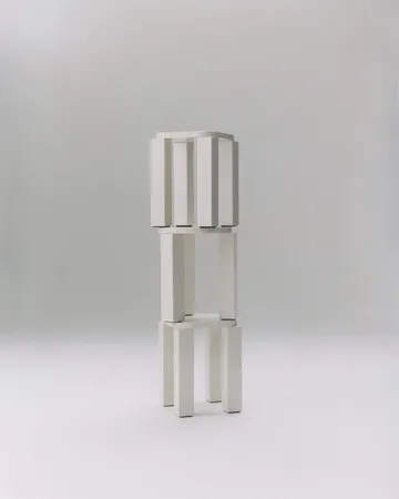 Atlas Hocker - Creme - New Works