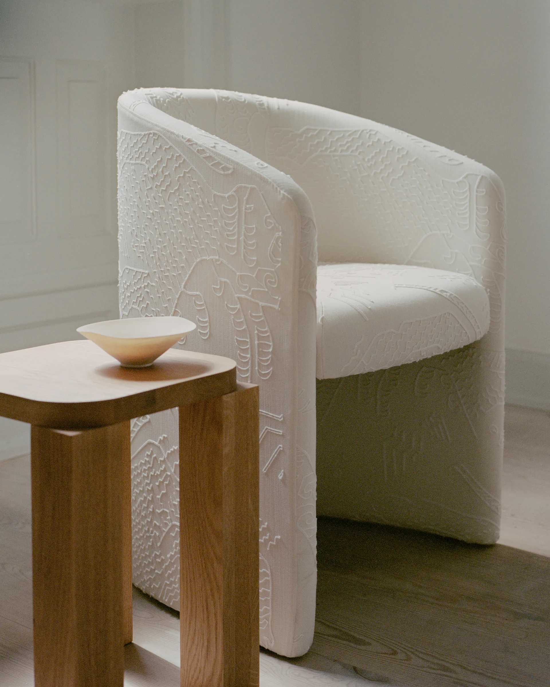 Atlas Hocker, Natural Oak New Works