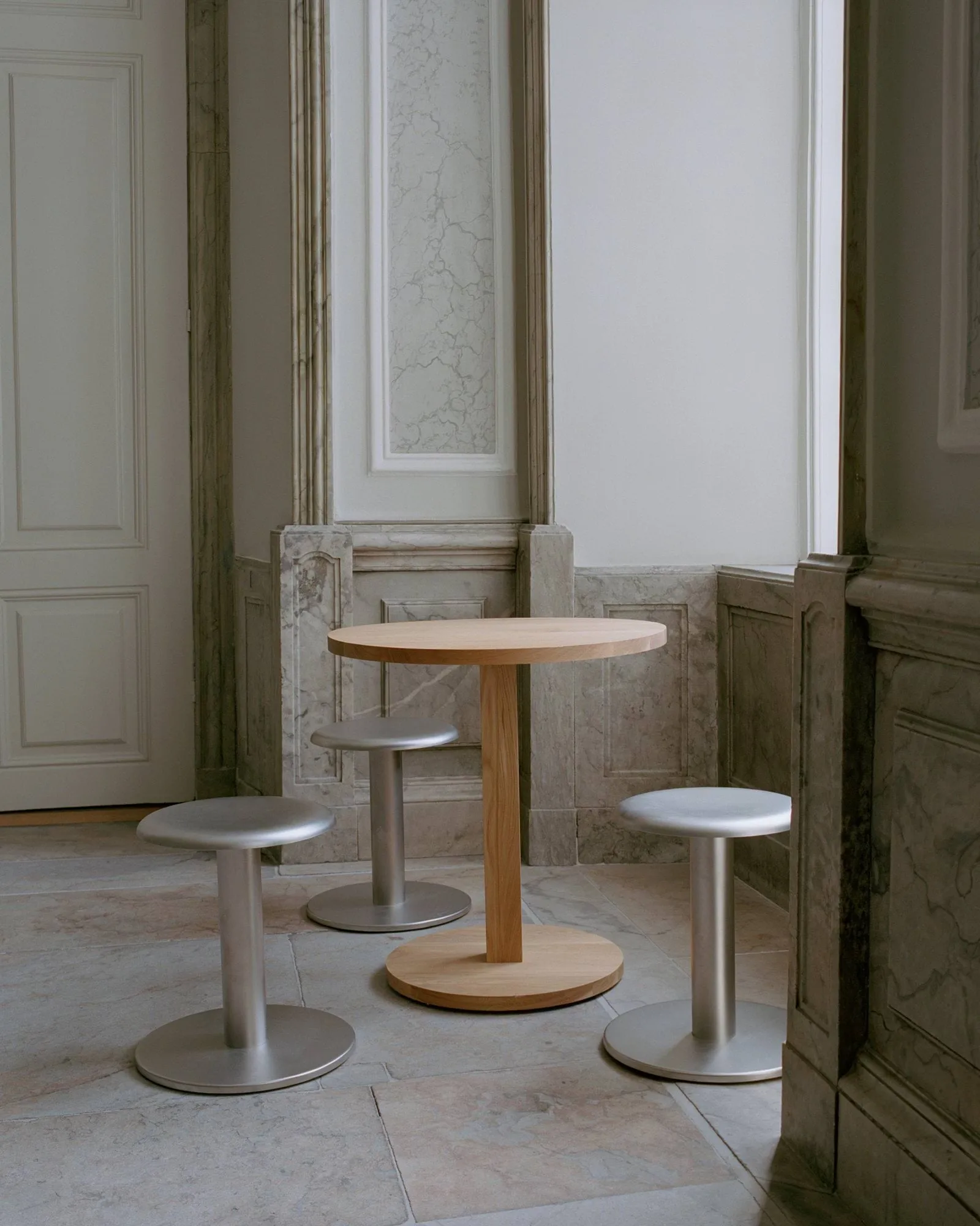 Coupe Hocker, Stainless Steel, Ø40x46 cm New Works