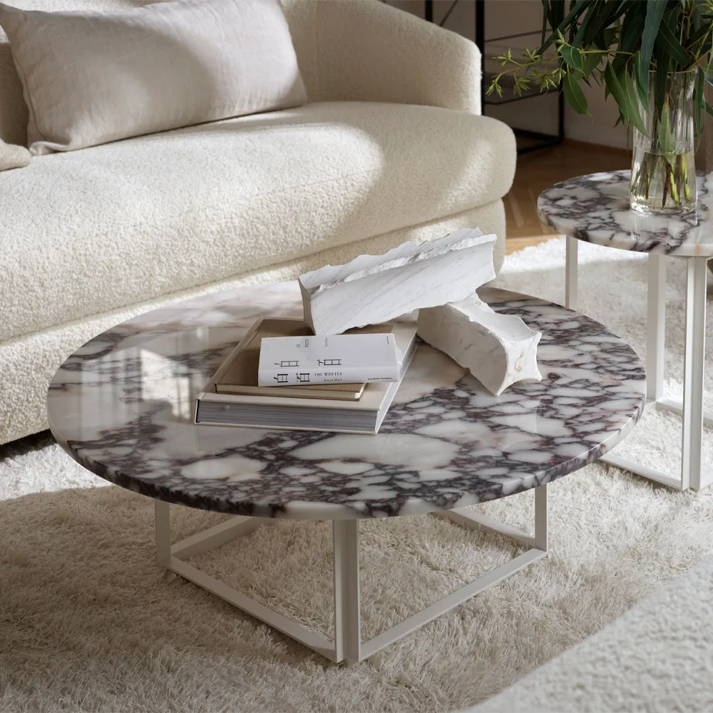 Florence Couchtisch, black marquina marble, ø90cm, Schwarzes Gestell New Works