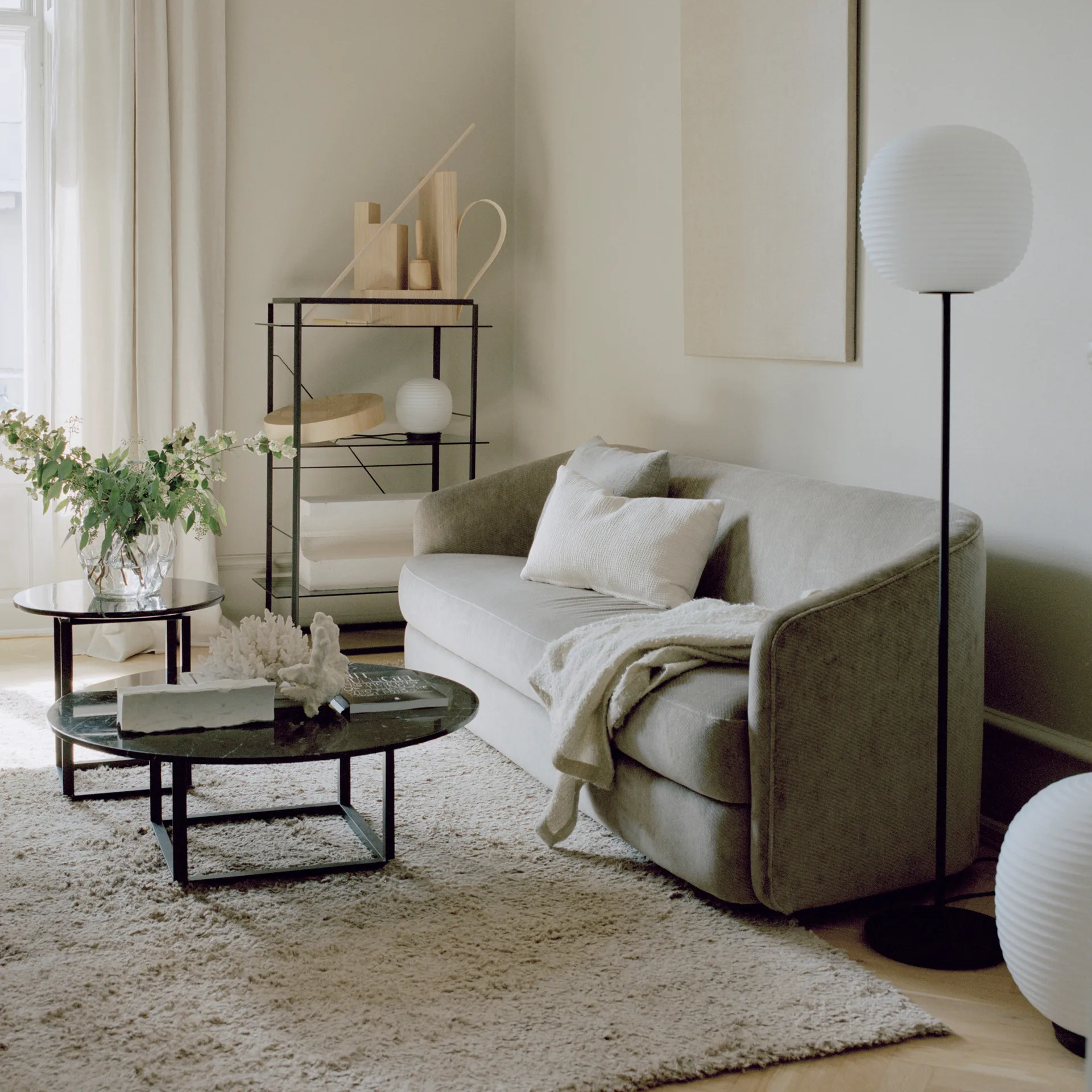 Lantern Stehleuchte medium, Edelstahl New Works