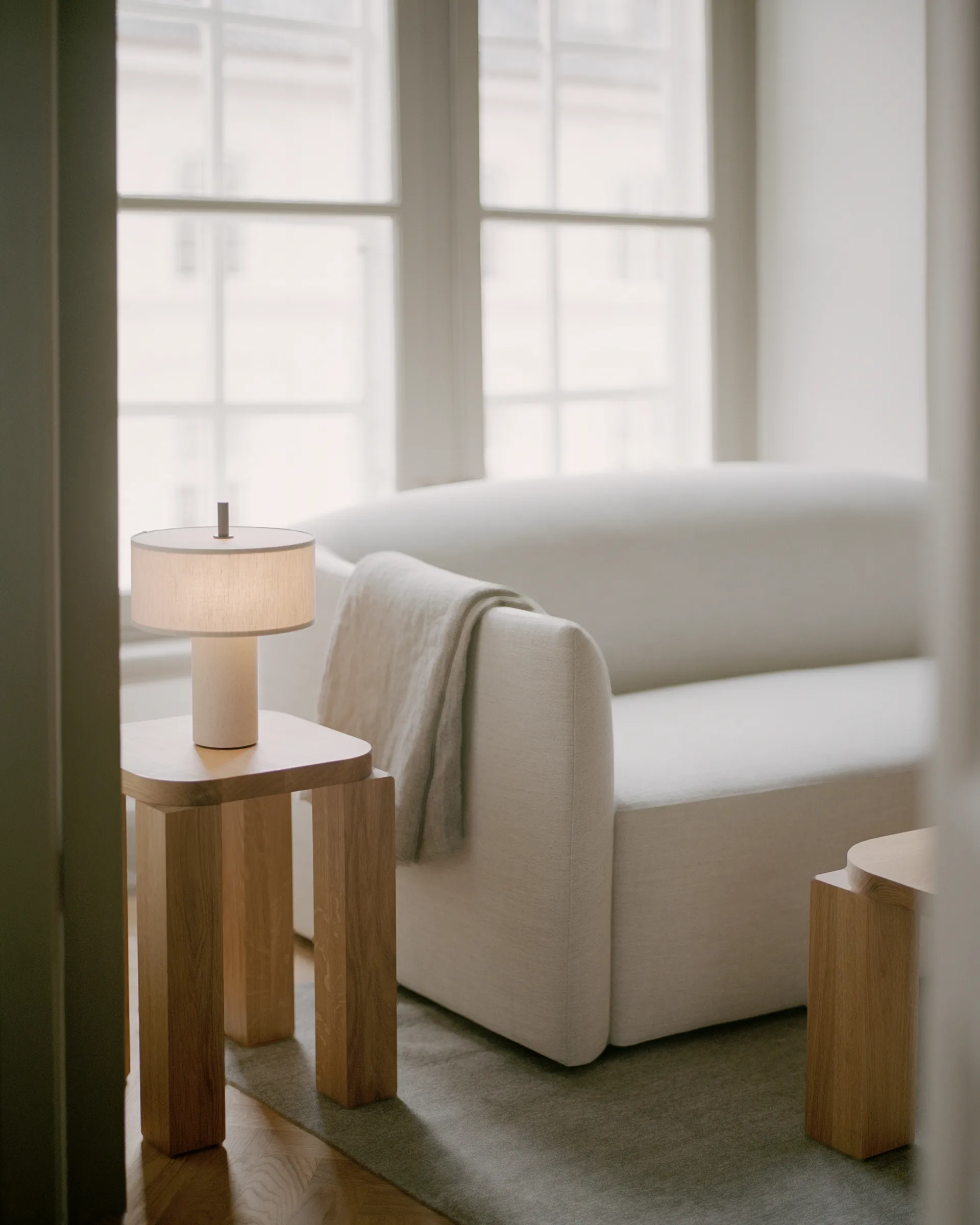 Margin Kabellose Tischlampe, Beige New Works