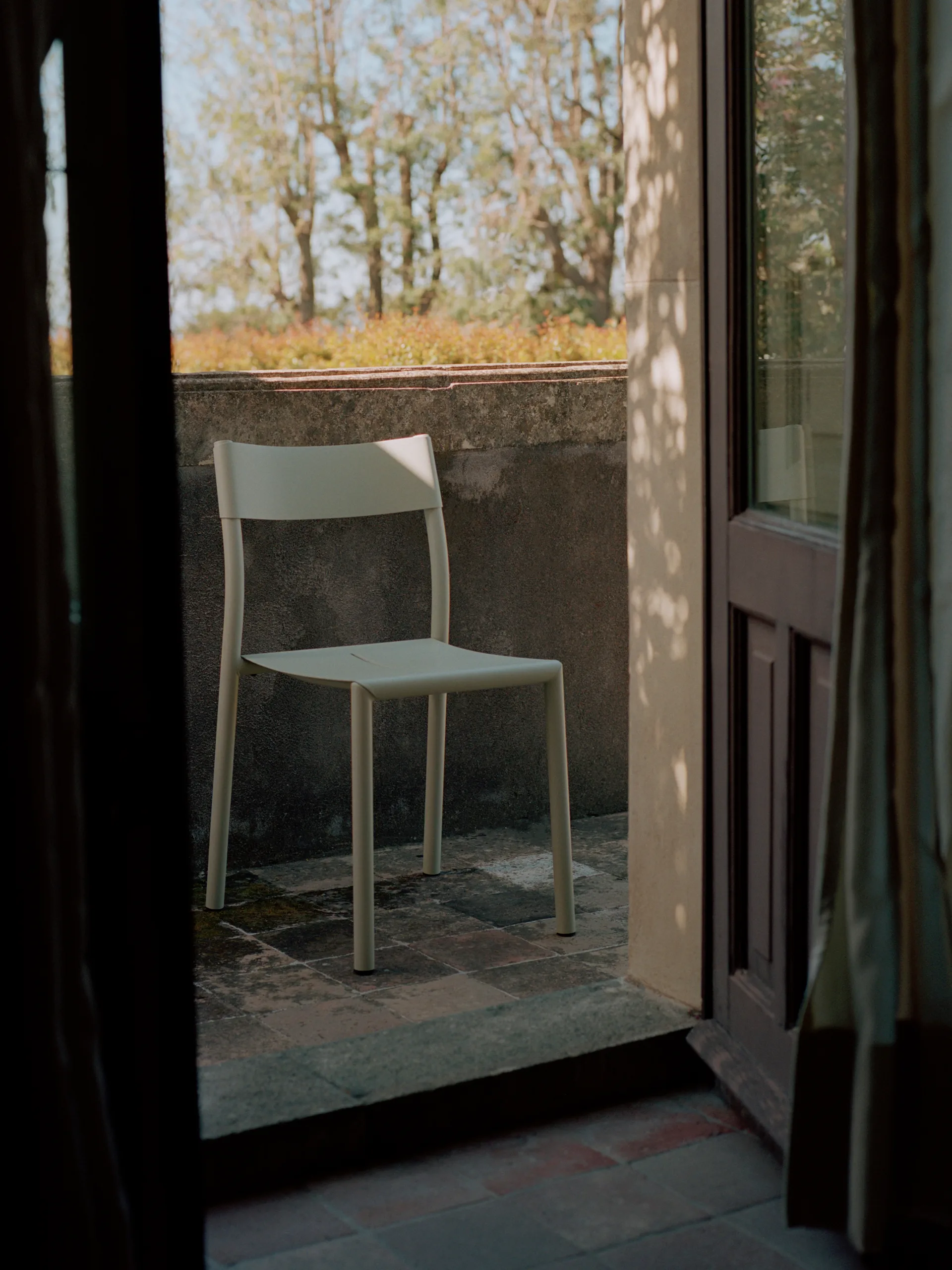 May Chair Outdoor Stuhl, Light Grey New Works