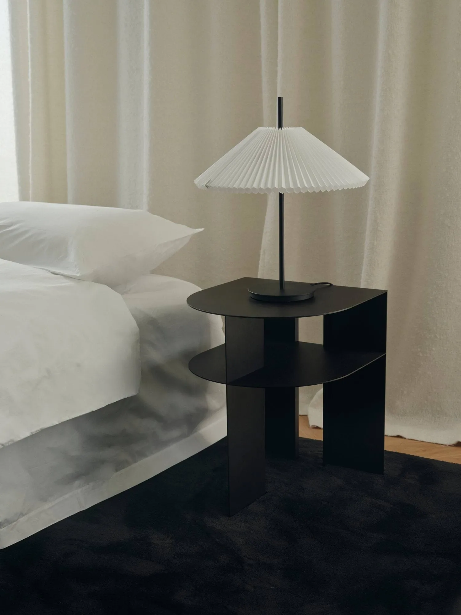 Nebra Tischlampe, White (Weiß) New Works