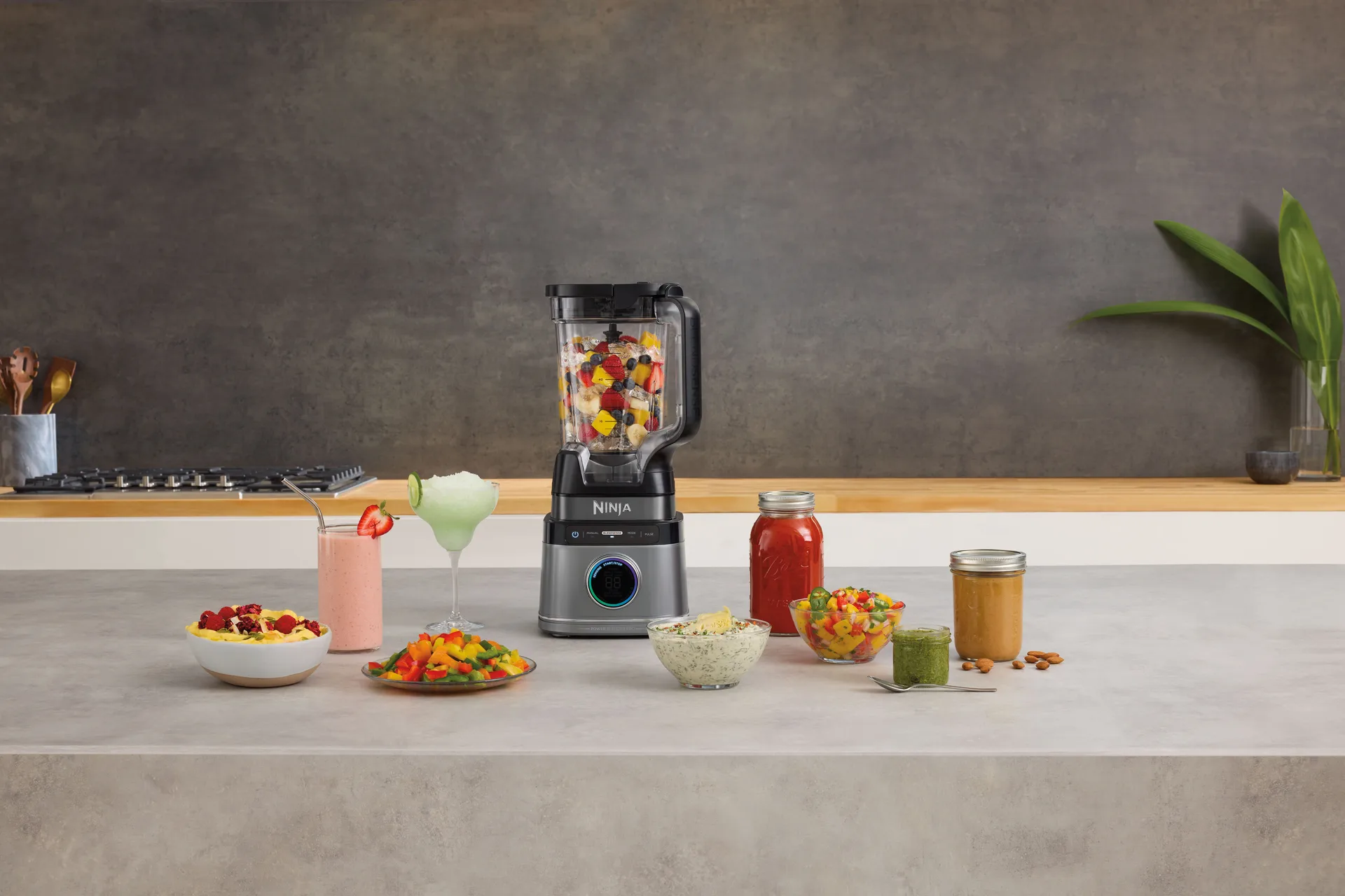 Ninja Detect TB201 Power-Blender 1,9 l, Schwarz Ninja