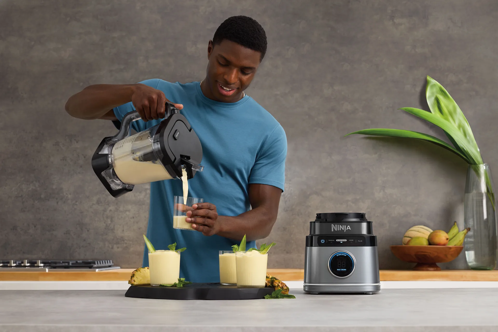 Ninja Detect TB201 Power-Blender 1,9 l, Schwarz Ninja