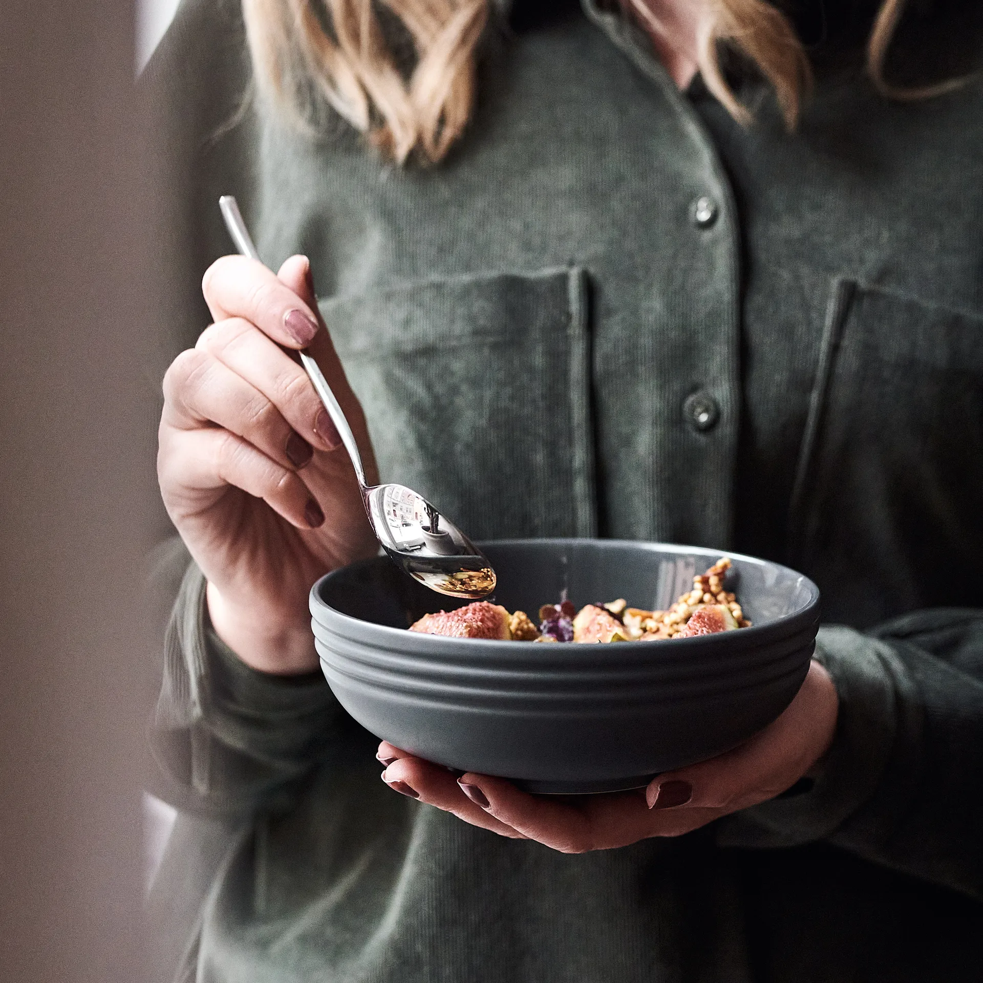 Lines Schale Ø16cm, Dunkelgrau NJRD