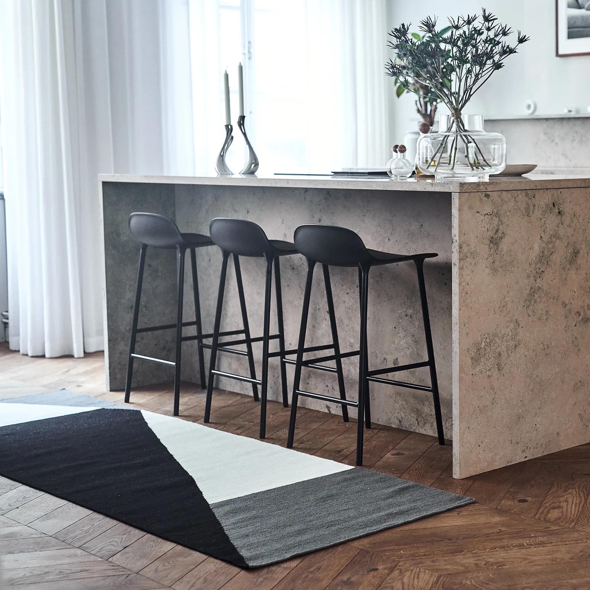 Stripes blocks Kelim Teppich schwarz, 80 x 240cm NJRD