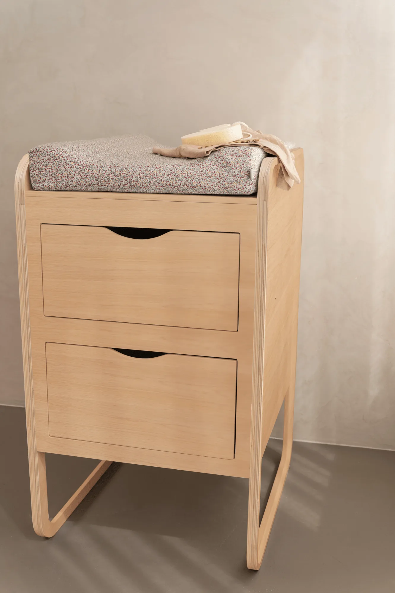Form Wickeltisch 65,4x56x95 cm, Eiche Nofred