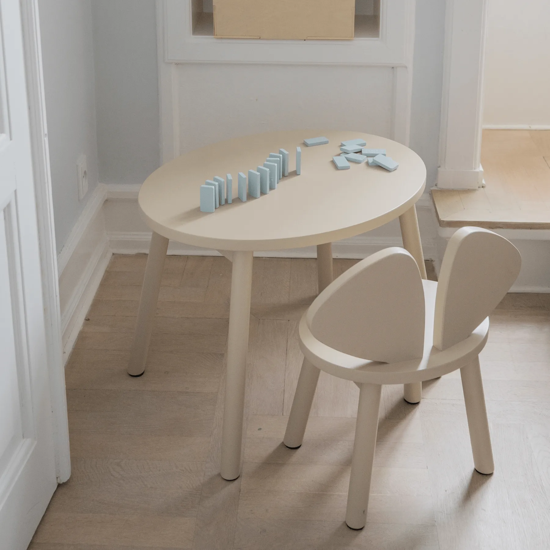 Mouse set Kinderstuhl + Beistelltisch, Beige Nofred