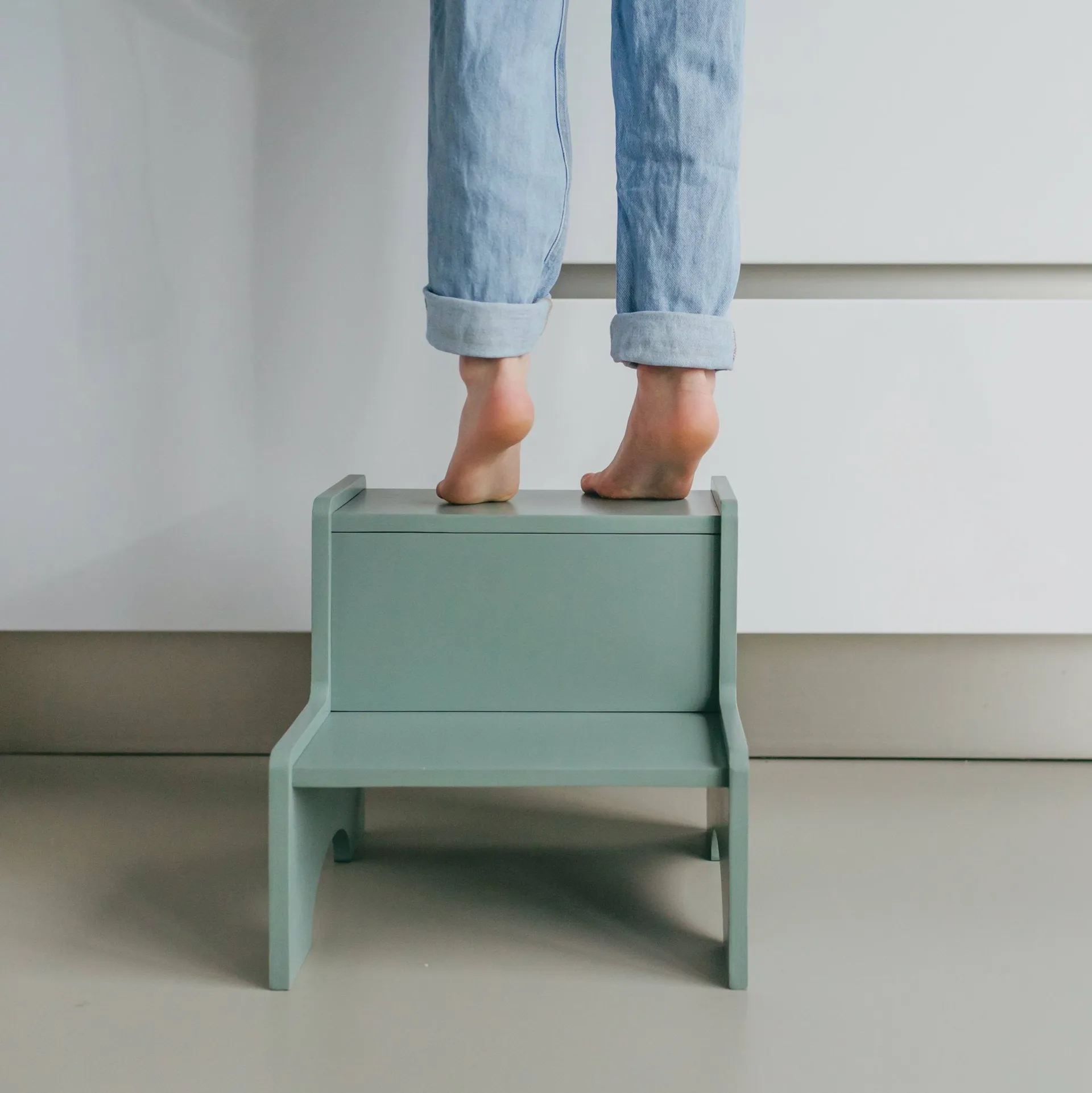 Step Up Kinderhocker, Olivgrün Nofred