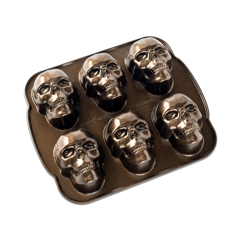 Nordic Ware Kuchenform Totenköpfe 30x25 cm Braun