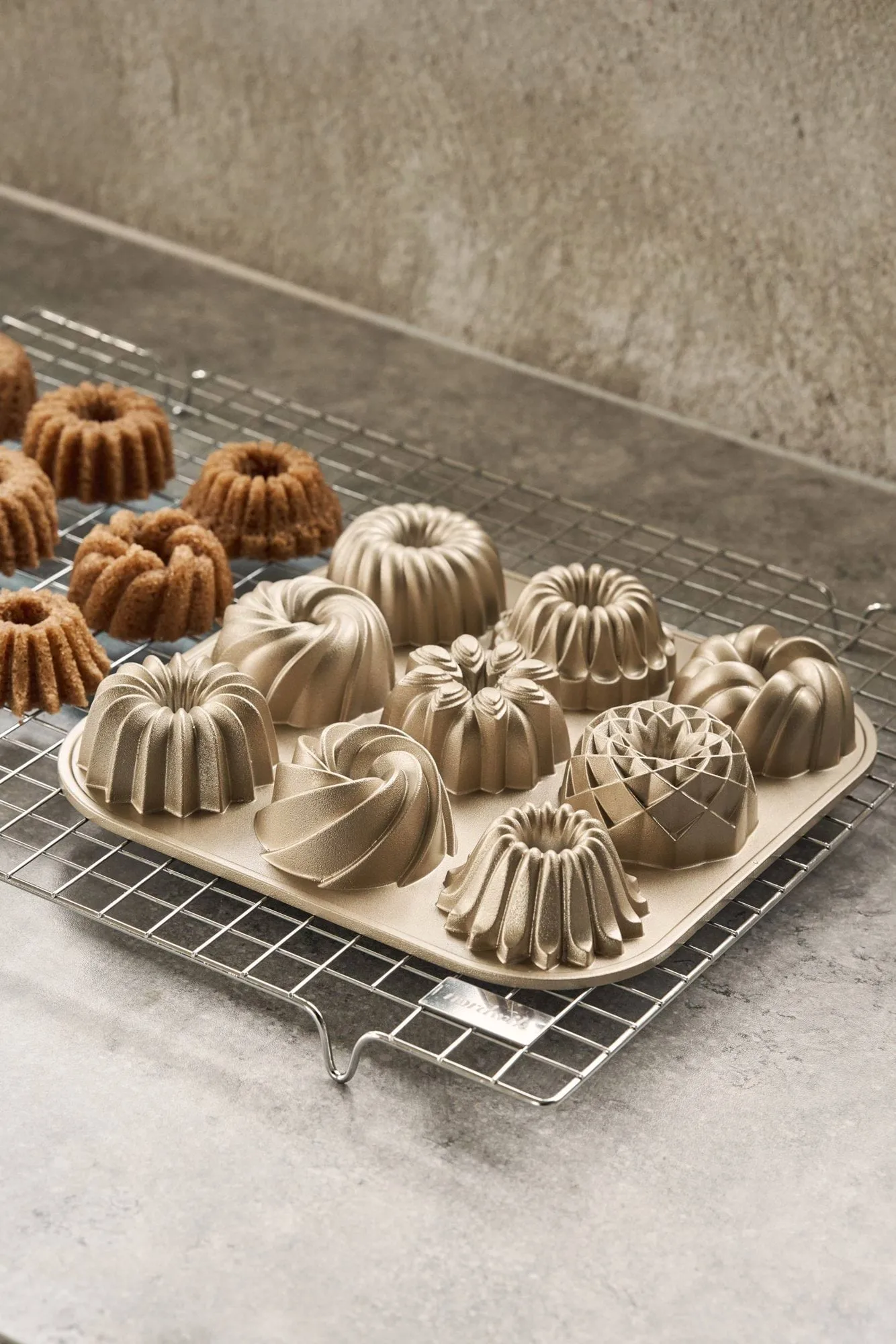 BAKE Kuchenform, Rosette, nonstick Nordwik