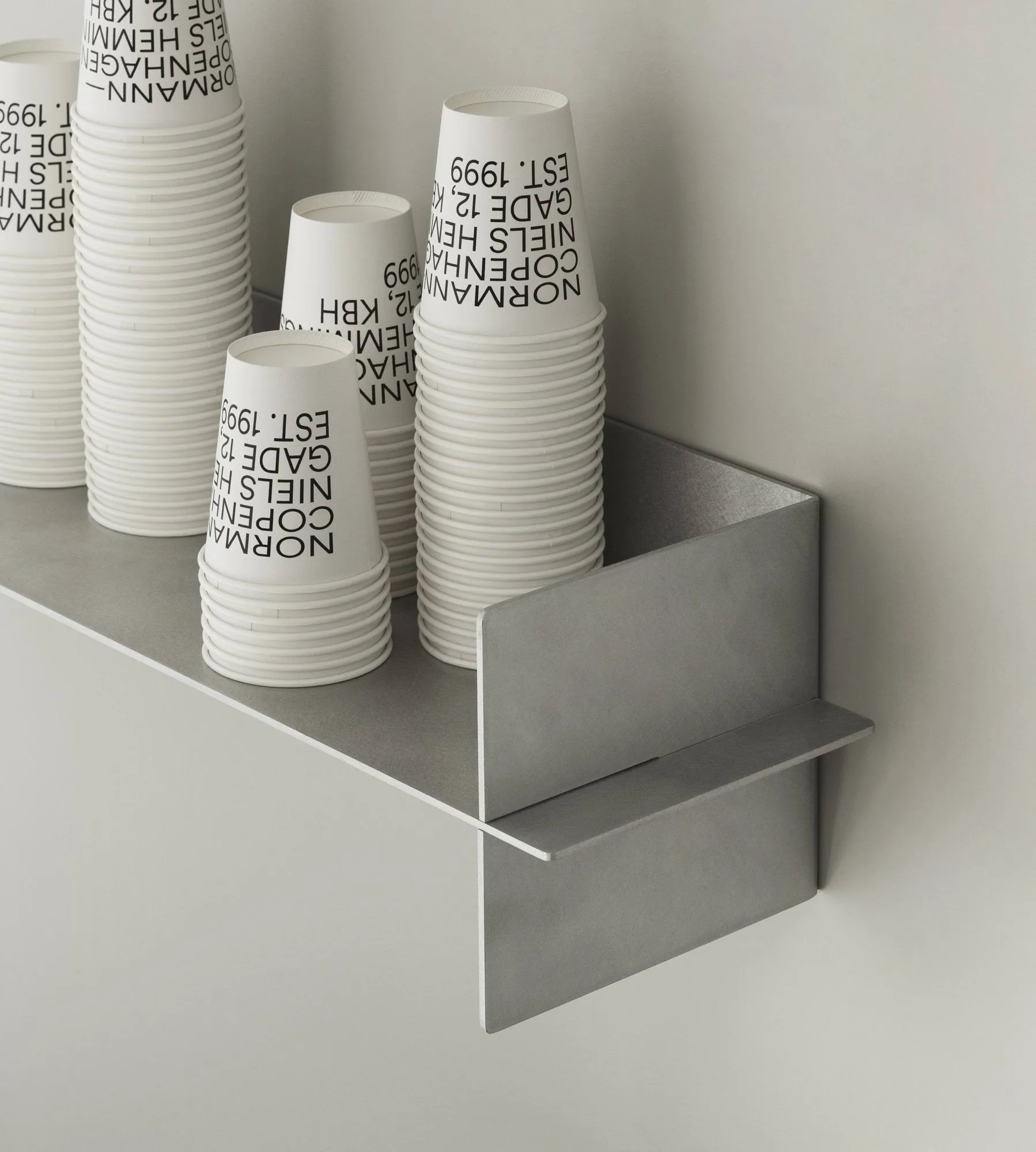 Alu Shelf Regal 60 cm, Aluminium Normann Copenhagen