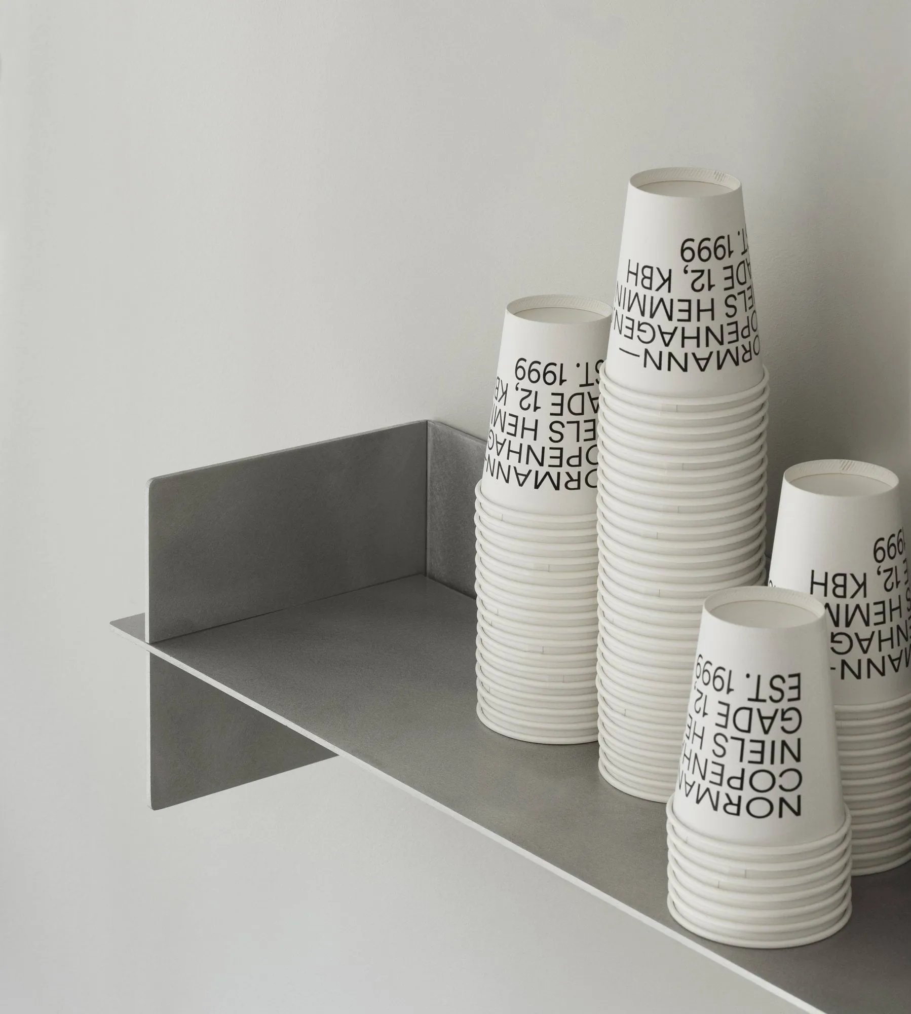 Alu Shelf Regal 80 cm, Aluminium Normann Copenhagen