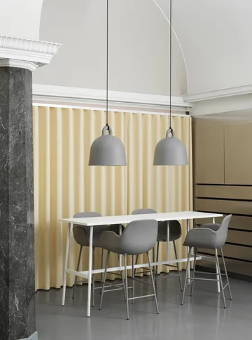 Bell Pendelleuchte grau - Medium - Normann Copenhagen