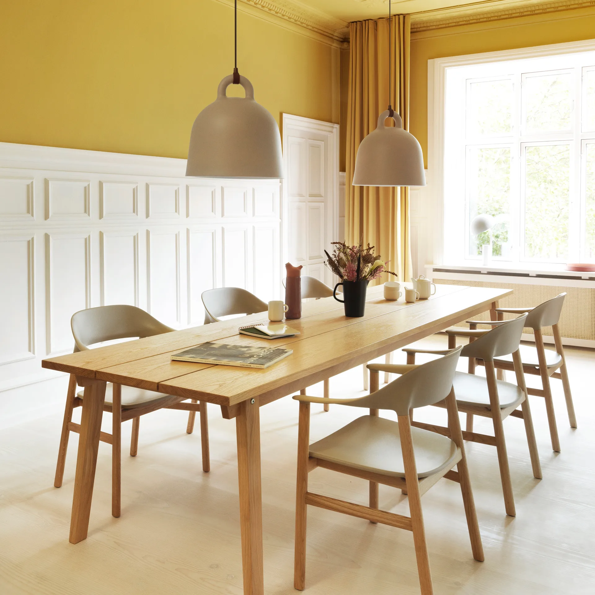 Bell Pendelleuchte sand, Medium Normann Copenhagen