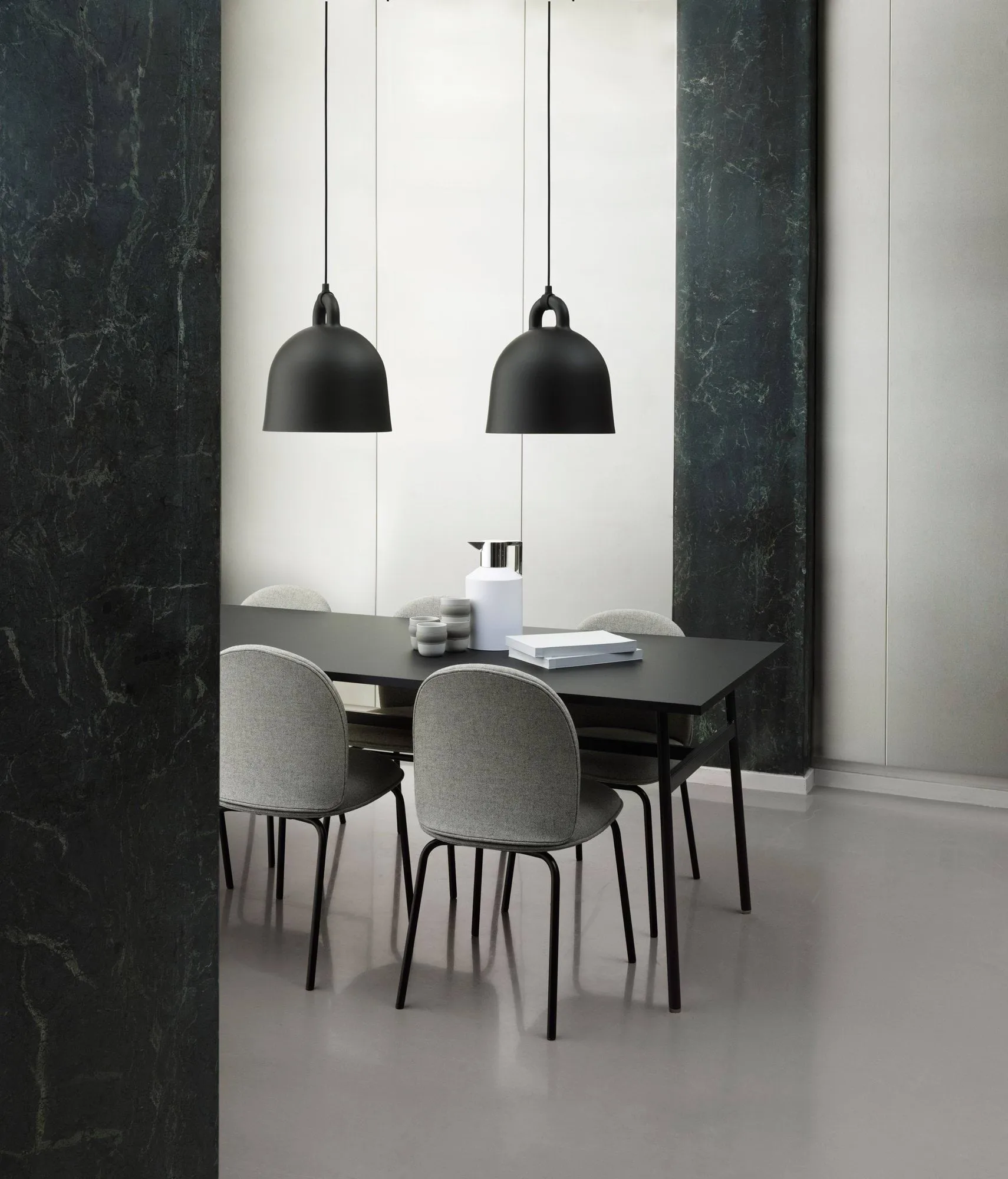 Bell Pendelleuchte schwarz, Medium Normann Copenhagen