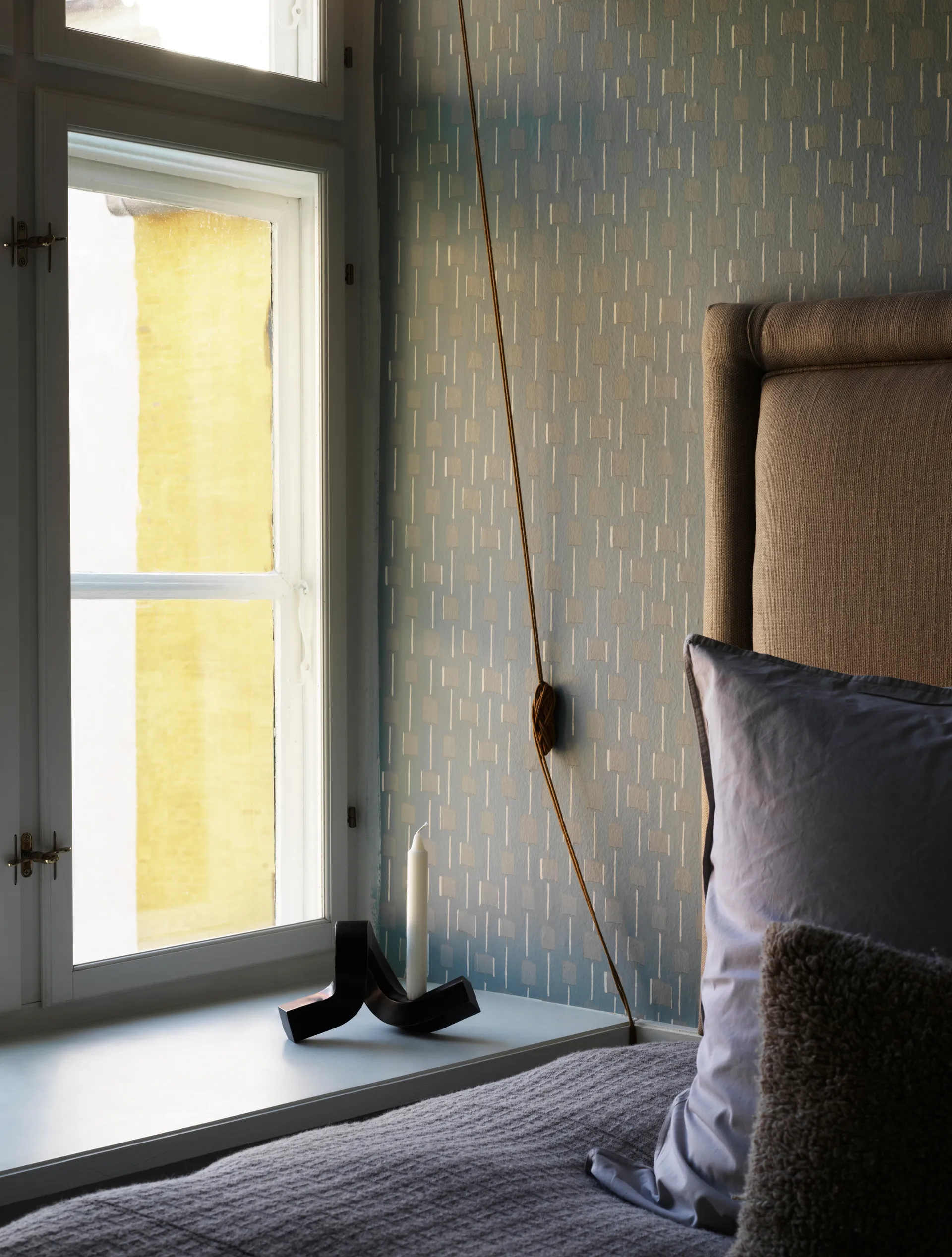 Crooked Kerzenhalter 1, Bronze Normann Copenhagen