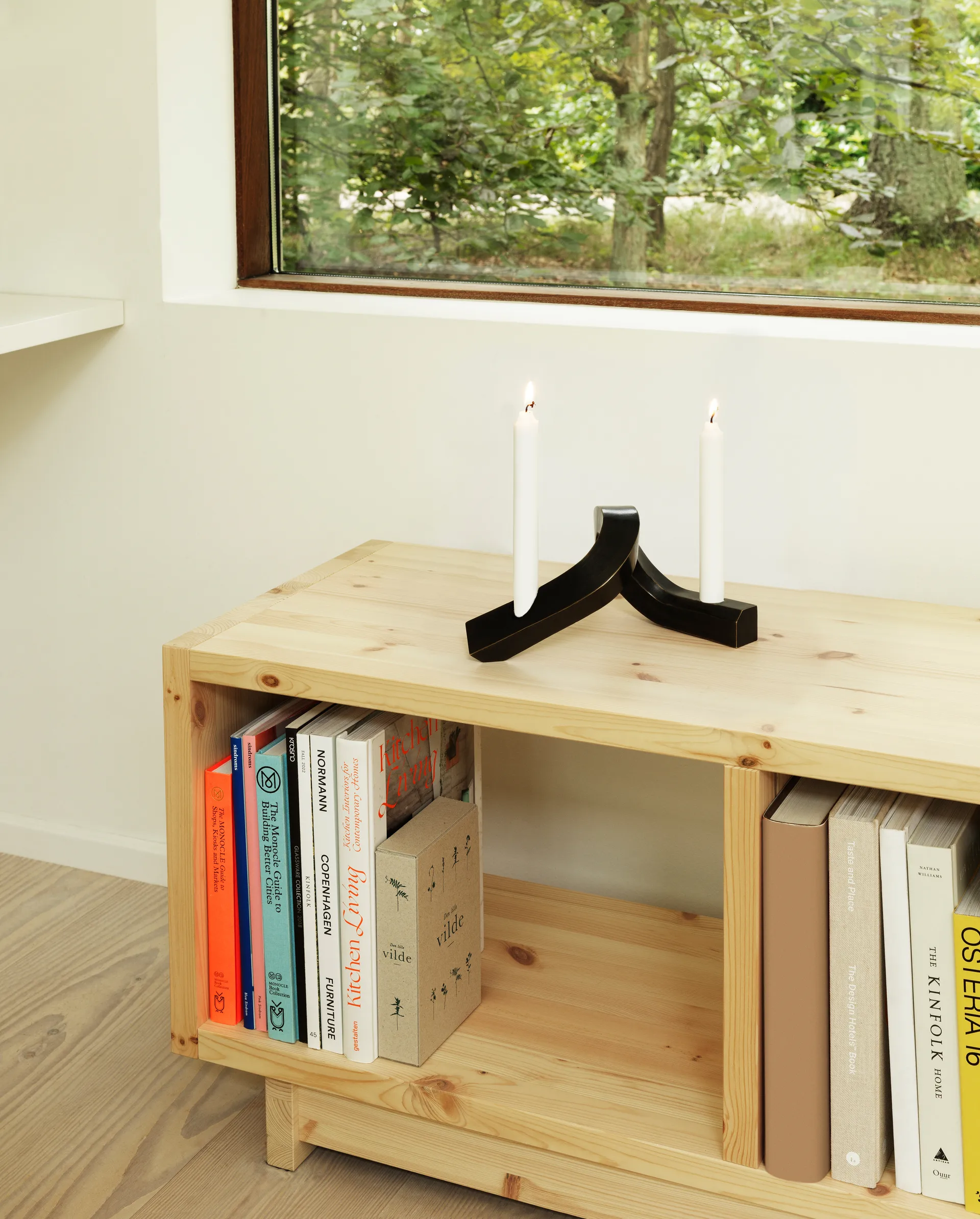 Crooked Kerzenhalter 2, Bronze Normann Copenhagen