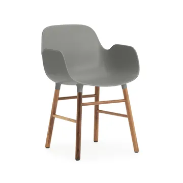 Form Armlehnstuhl - Grey, Walnussholzbeine - Normann Copenhagen