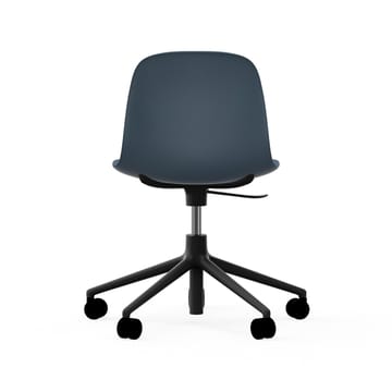 Form chair drehbar, 5W Bürostuhl - Blau, Schwarzes Aluminium, Rollen - Normann Copenhagen