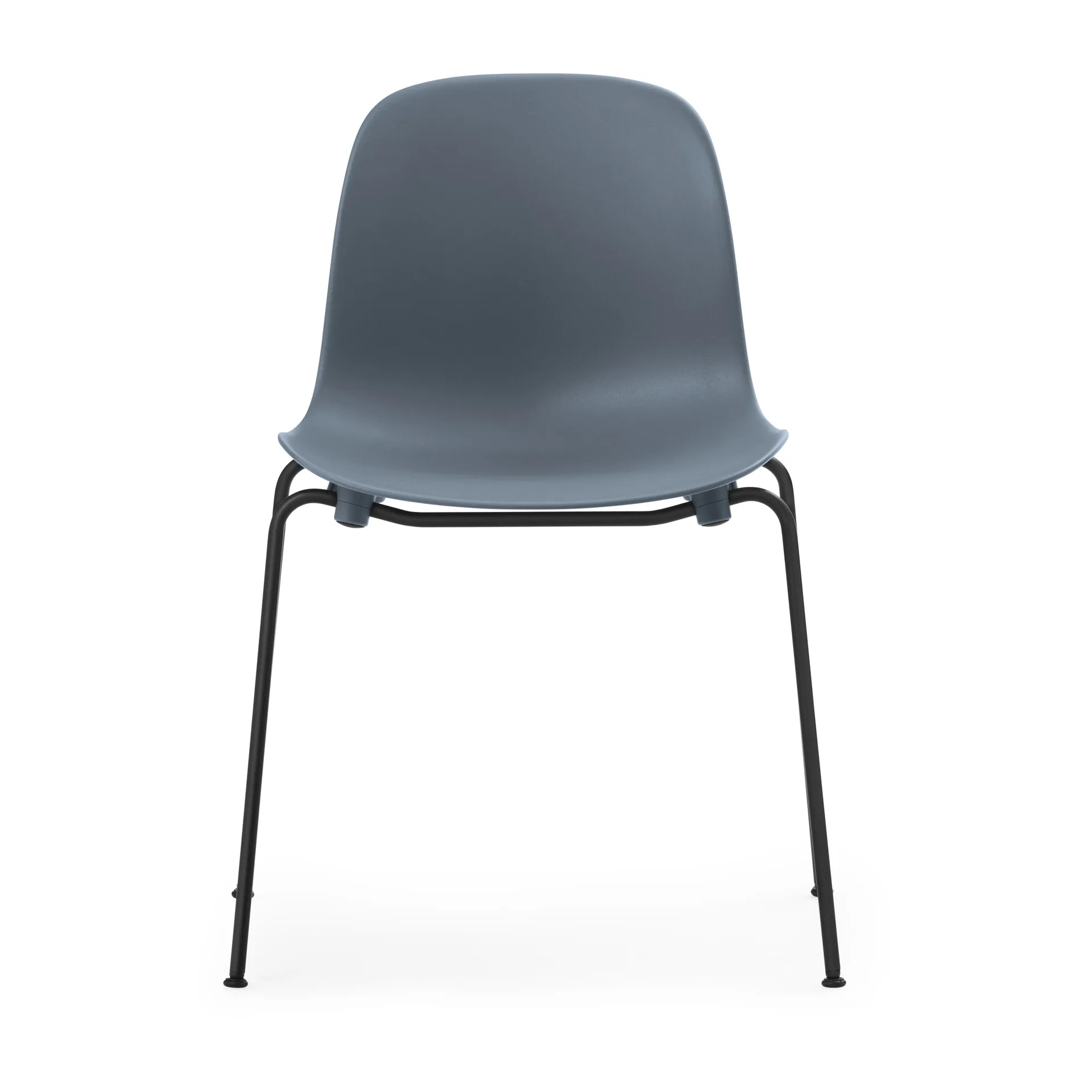 Form Chair stapelbarer Stuhl mit schwarzen Beinen, 2er-Pack, Blau,  Normann Copenhagen