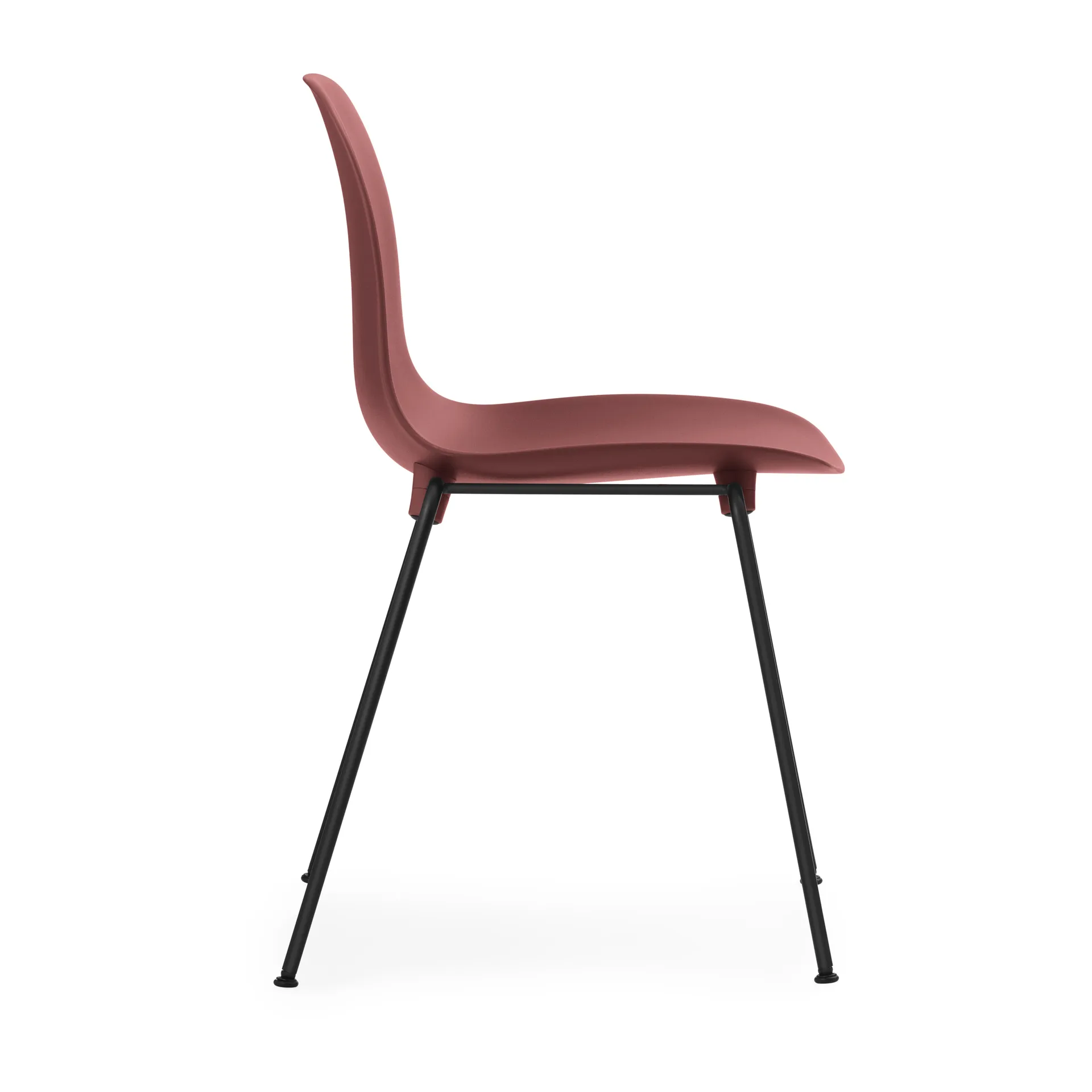 Form Chair stapelbarer Stuhl mit schwarzen Beinen, 2er-Pack, Rot Normann Copenhagen