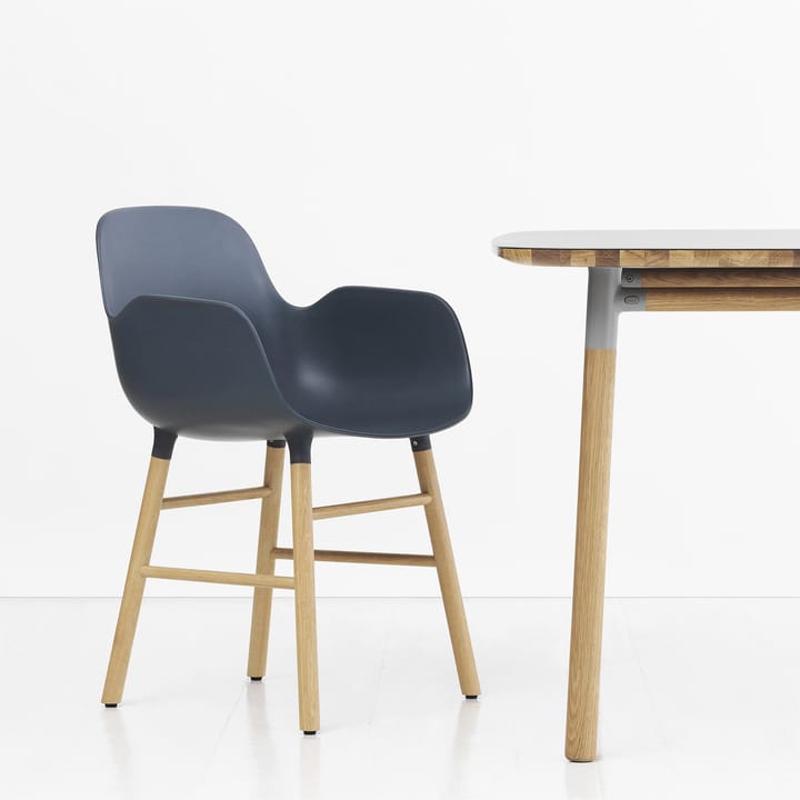 Form Tisch 95 x 200cm - Grau - Normann Copenhagen