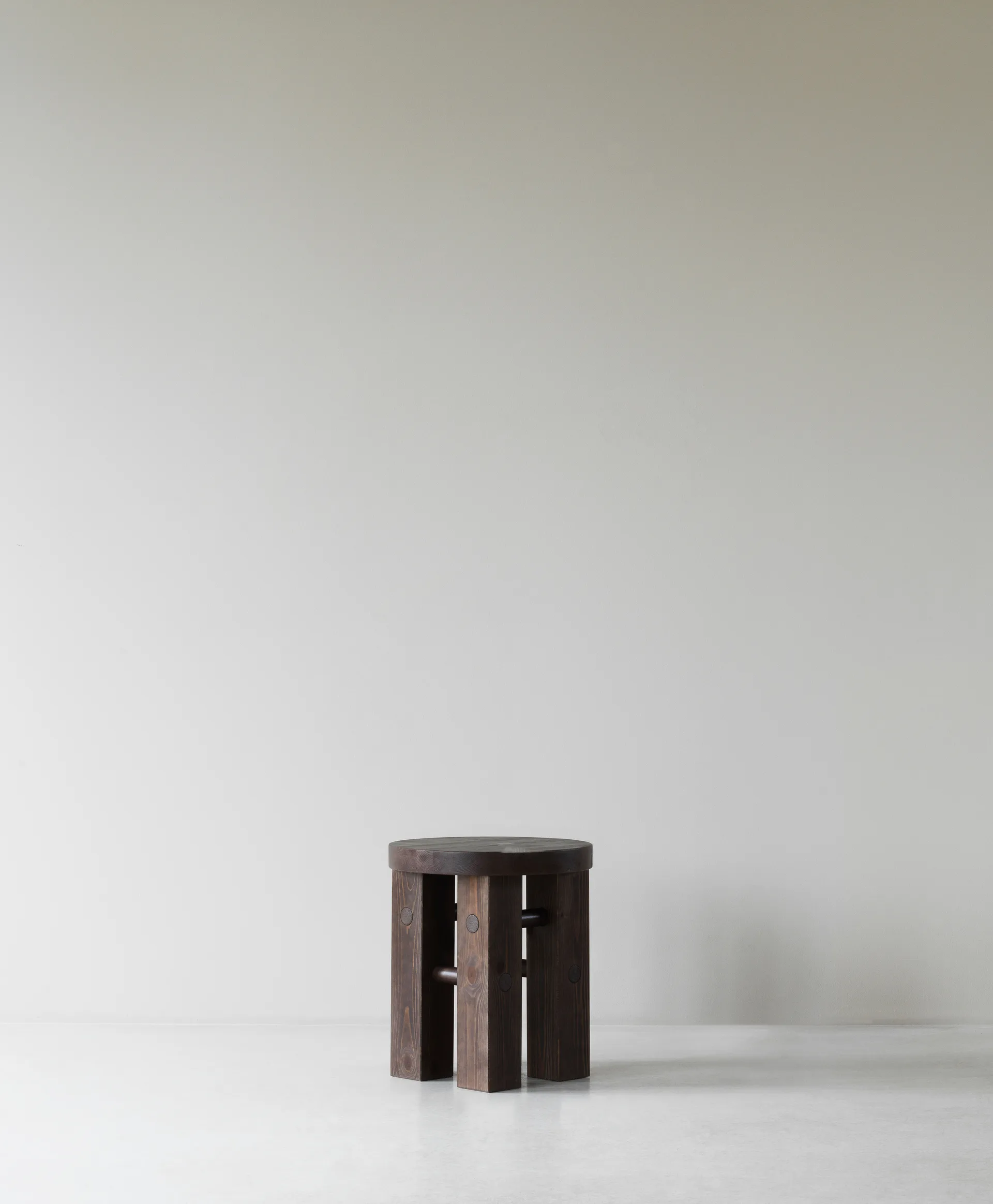 Fyr Hocker 45 cm, Dark brown Normann Copenhagen