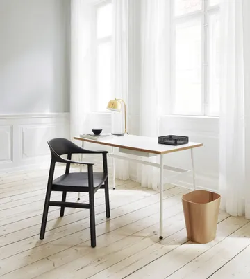 Herit Stuhl Eiche geraucht - Sand - Normann Copenhagen