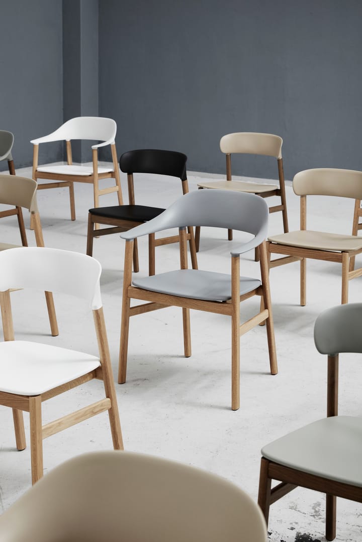 Herit Stuhl Eiche, Grey Normann Copenhagen