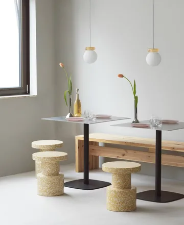 Hinx Pendelleuchte - Sand, Ø15x18 cm - Normann Copenhagen