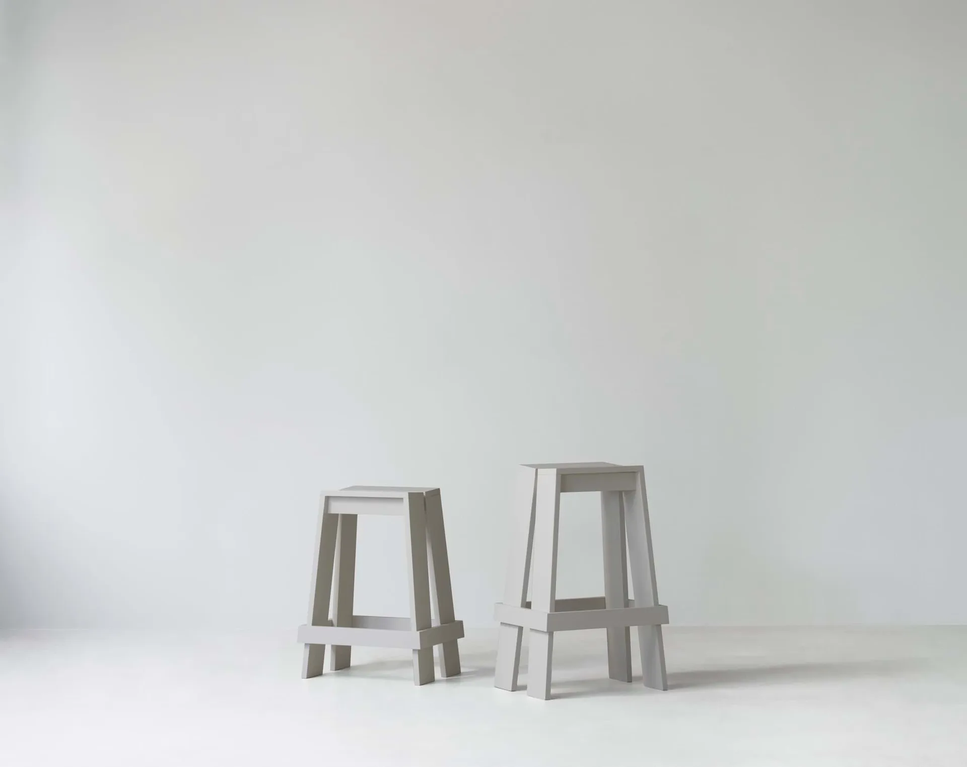 Let Barhocker 75 cm, Light Grey Normann Copenhagen