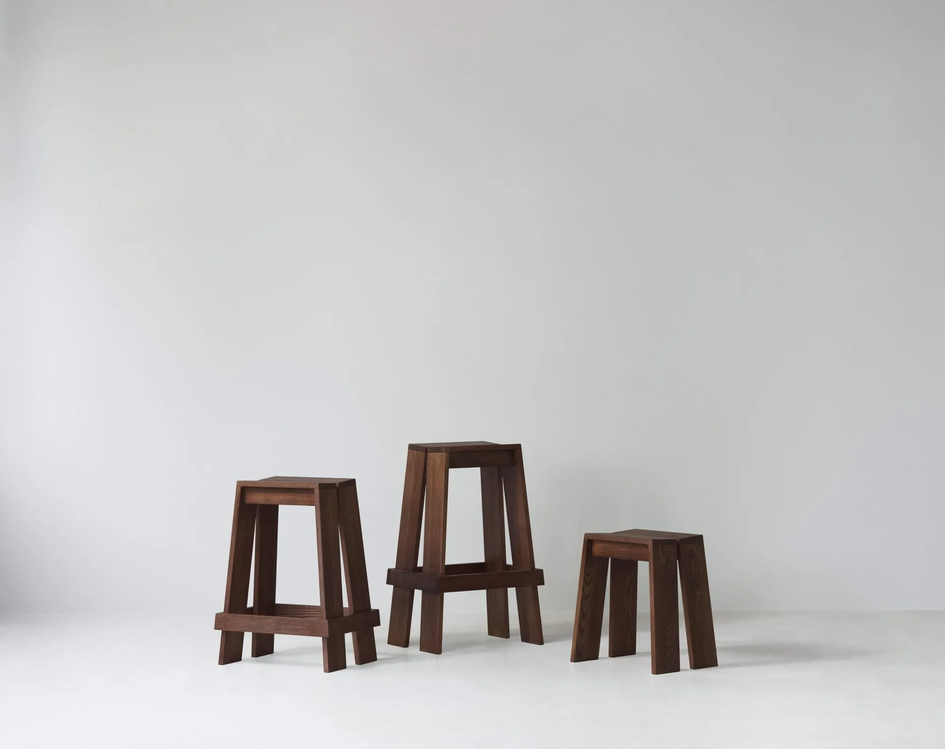 Let Hocker, Brown Stained Ash Normann Copenhagen