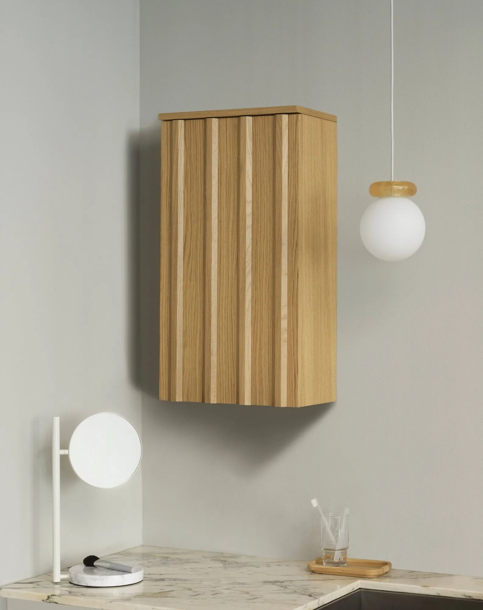 Rib Wandschrank, Eiche, 73x40x23 cm Normann Copenhagen