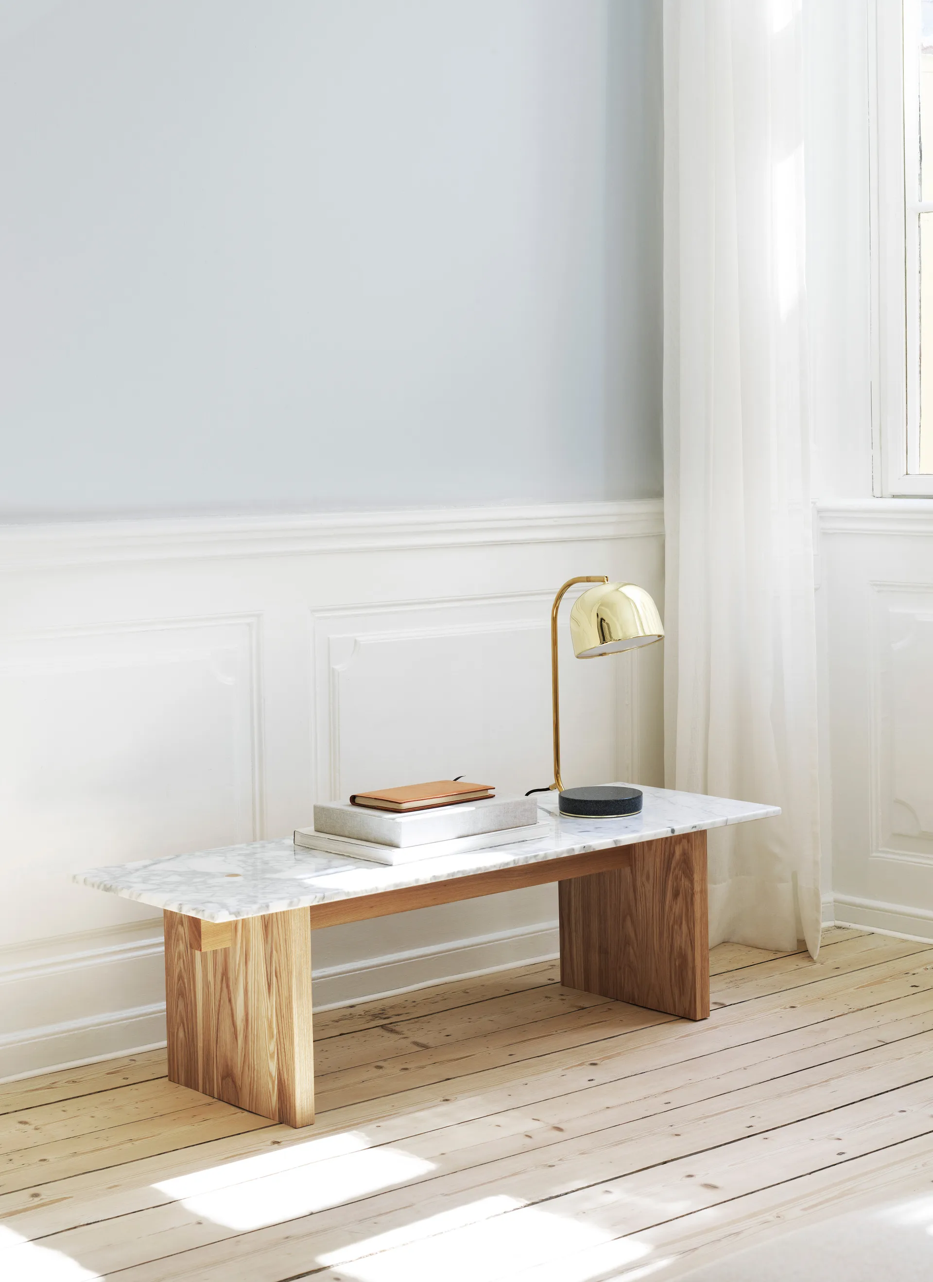 Solid Table Beistelltisch 130x38,5x40cm, White Normann Copenhagen